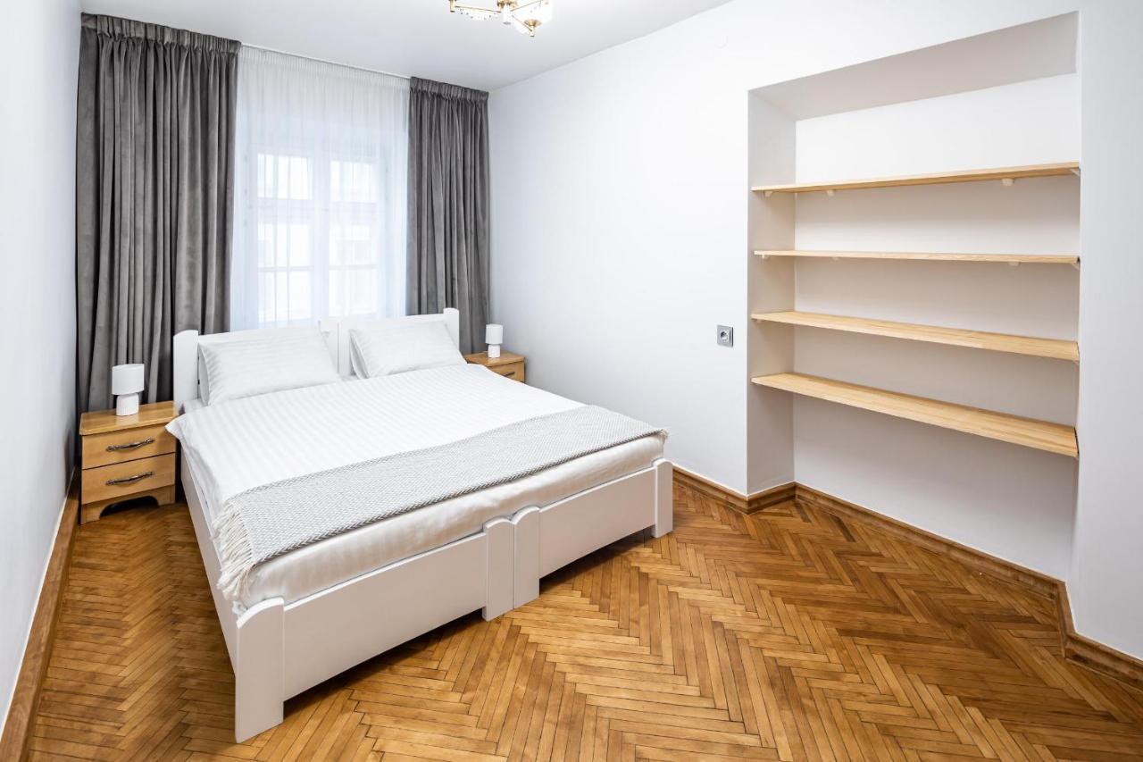 Romari Apartment Вірменська Львів Екстер'єр фото