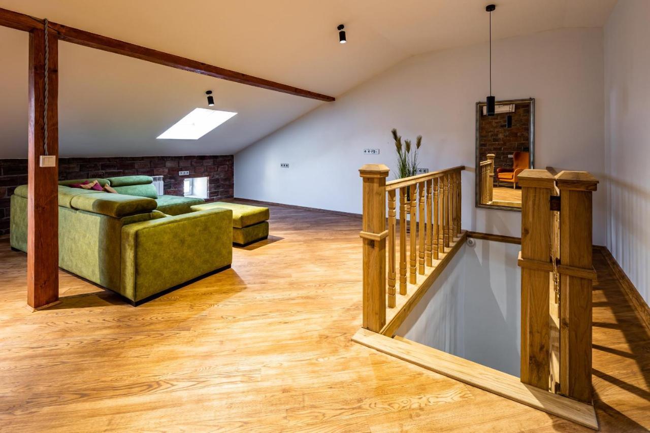 Romari Apartment Вірменська Львів Екстер'єр фото
