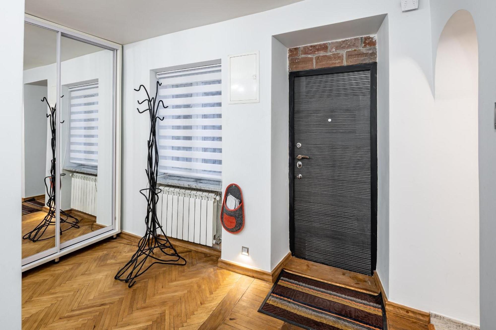 Romari Apartment Вірменська Львів Екстер'єр фото